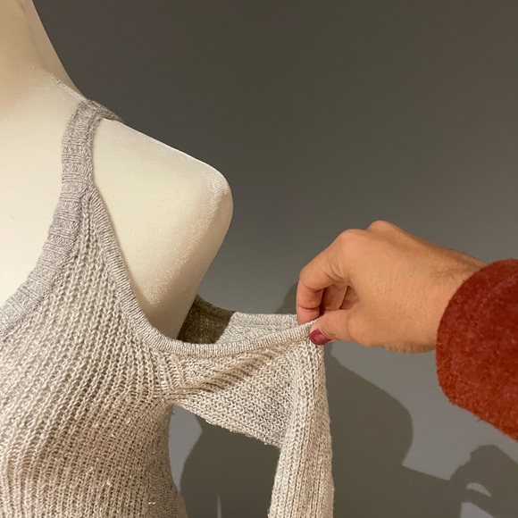 American Eagle sweater - Picture 3 of 3